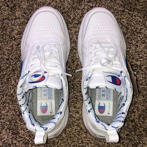 9318 champion shoes